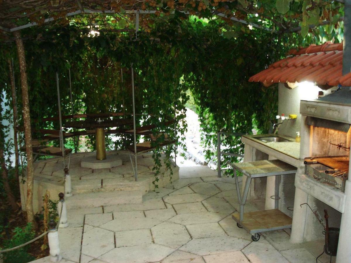 Apartments Minex Τρέμπινιε Εξωτερικό φωτογραφία