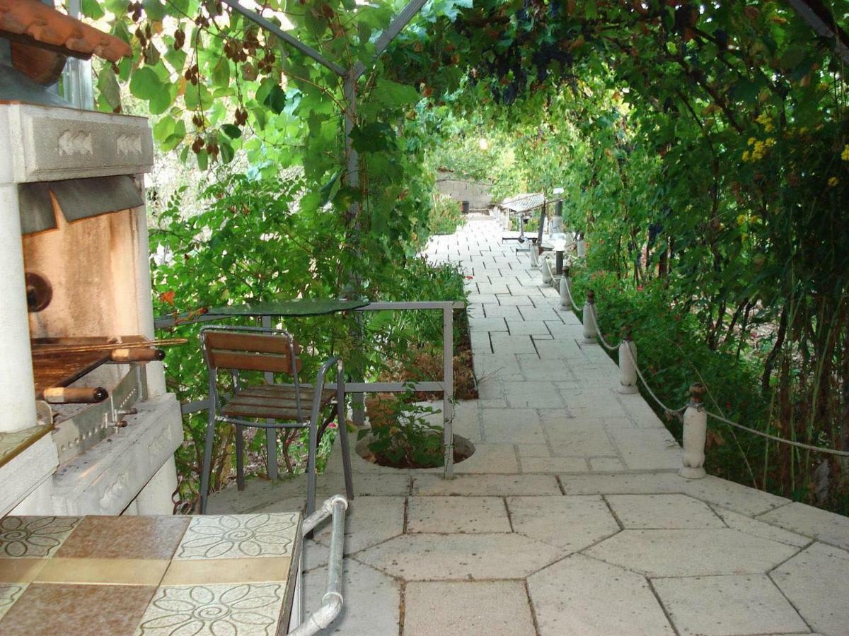 Apartments Minex Τρέμπινιε Εξωτερικό φωτογραφία